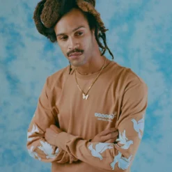 Sree Santhosh Best Selling WPP2P Cuffed L/S T-Shirt (Lion)