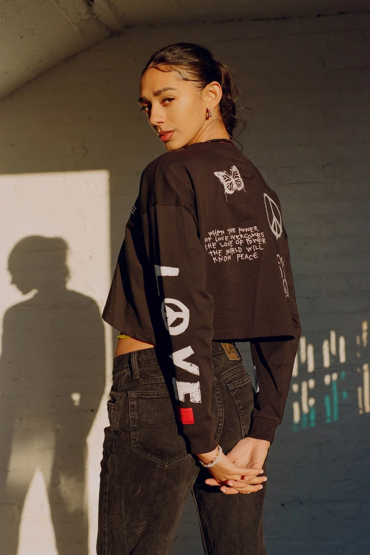 Sree Santhosh Best Selling Black LVPE L/S Henley Crop Top 5 Sree Santhosh Best Selling Black LVPE L/S Henley Crop Top