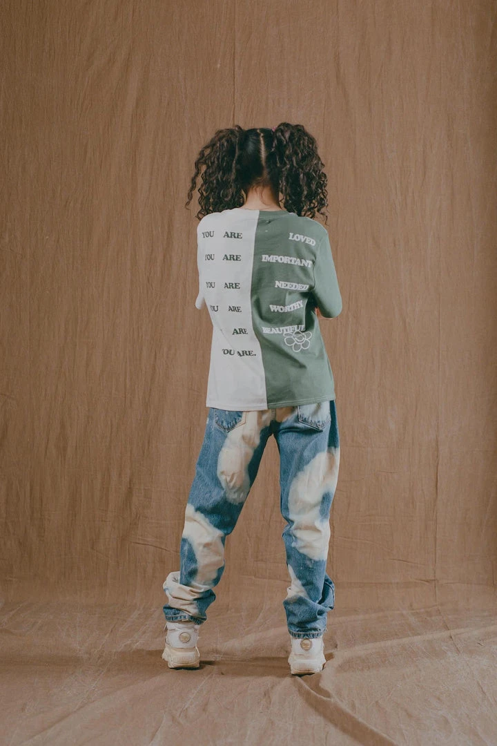 Sree Santhosh Best Selling Happy Love Pieced S/S T-Shirt (Juniper/Chalk) 3 Sree Santhosh Best Selling Happy Love Pieced S/S T-Shirt (Juniper/Chalk)